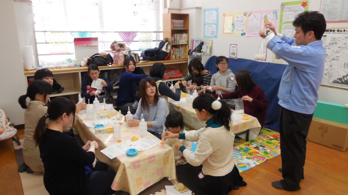 手づくり作業（親子）